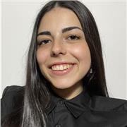 Estudio Biomedicina, doy clases de Lengua, Biología, Química, Matemáticas de hasta nivel Bachillerato. Y música de conservatorio